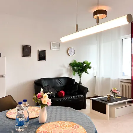 Helle 2 Mit Balkon Gemuetlich & Zentral